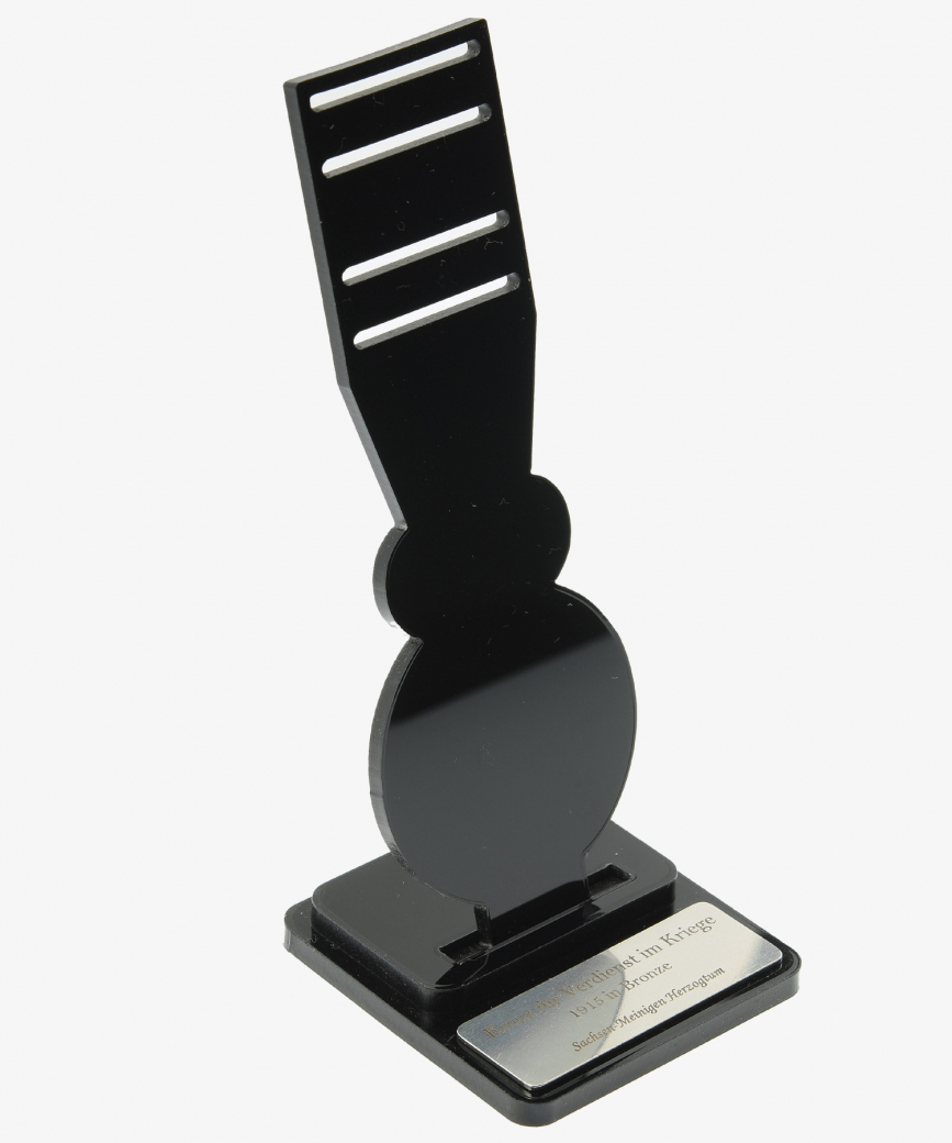 Display Stand, Saxe-Meiningen Cross for Merit in the War 1915 in Bronze